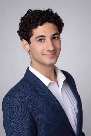 Luke Petros